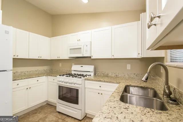 $1,500 | 5217 Scarbrough Lane, Stone Mountain, GA 30088