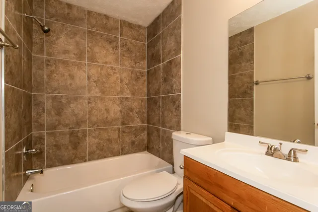 $1,500 | 5217 Scarbrough Lane, Stone Mountain, GA 30088