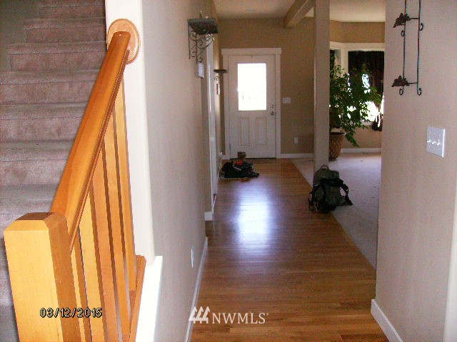 2133 West Honeysett Road Wenatchee, WA 98801 - Photo 3 of 10 Gallery Image 3