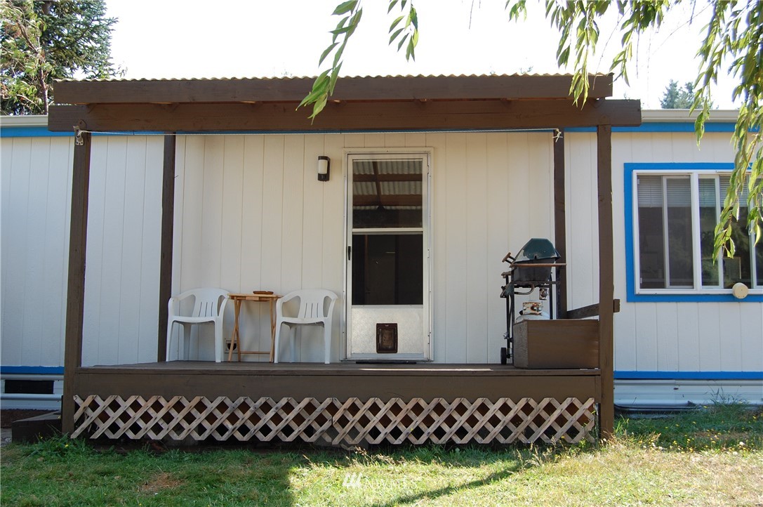 9244 173rd Avenue Southwest Rochester, WA 98579 - Photo 14 of 16