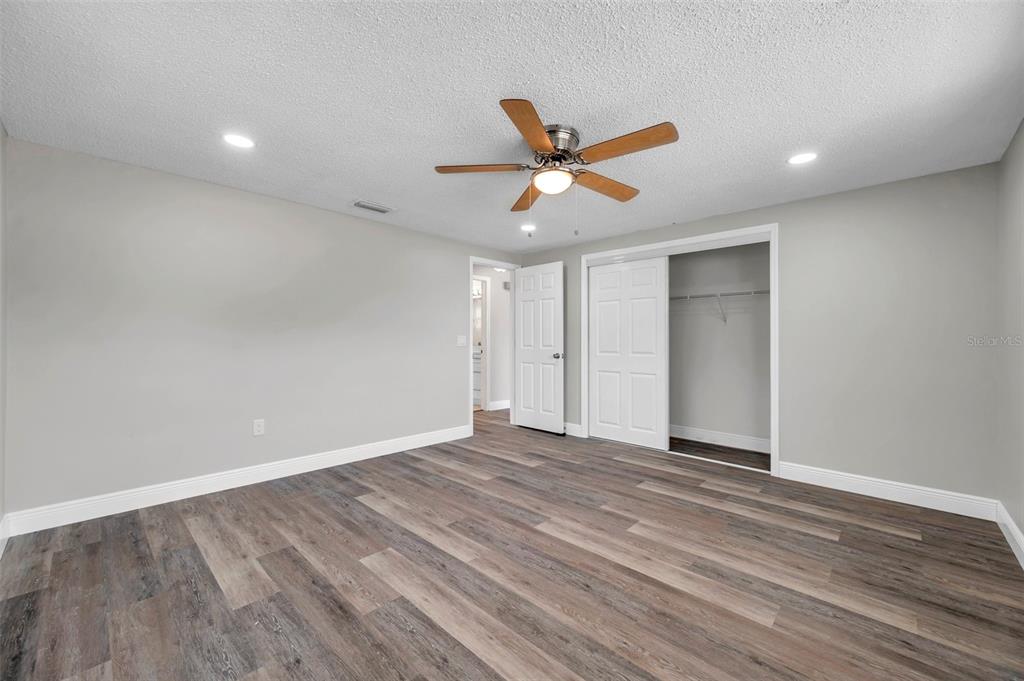 10900 Queens Road Port Richey, FL 34668 - Photo 17 of 20 Gallery Image 17