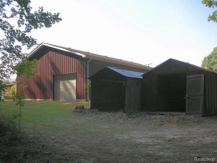 5005 Brigham Road Goodrich, MI 48438 - Photo 4 of 19 Rear view of Barns