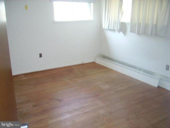 2521 Buck Lodge Road Adelphi, MD 20783 - Photo 10 of 15 Master Bedroom