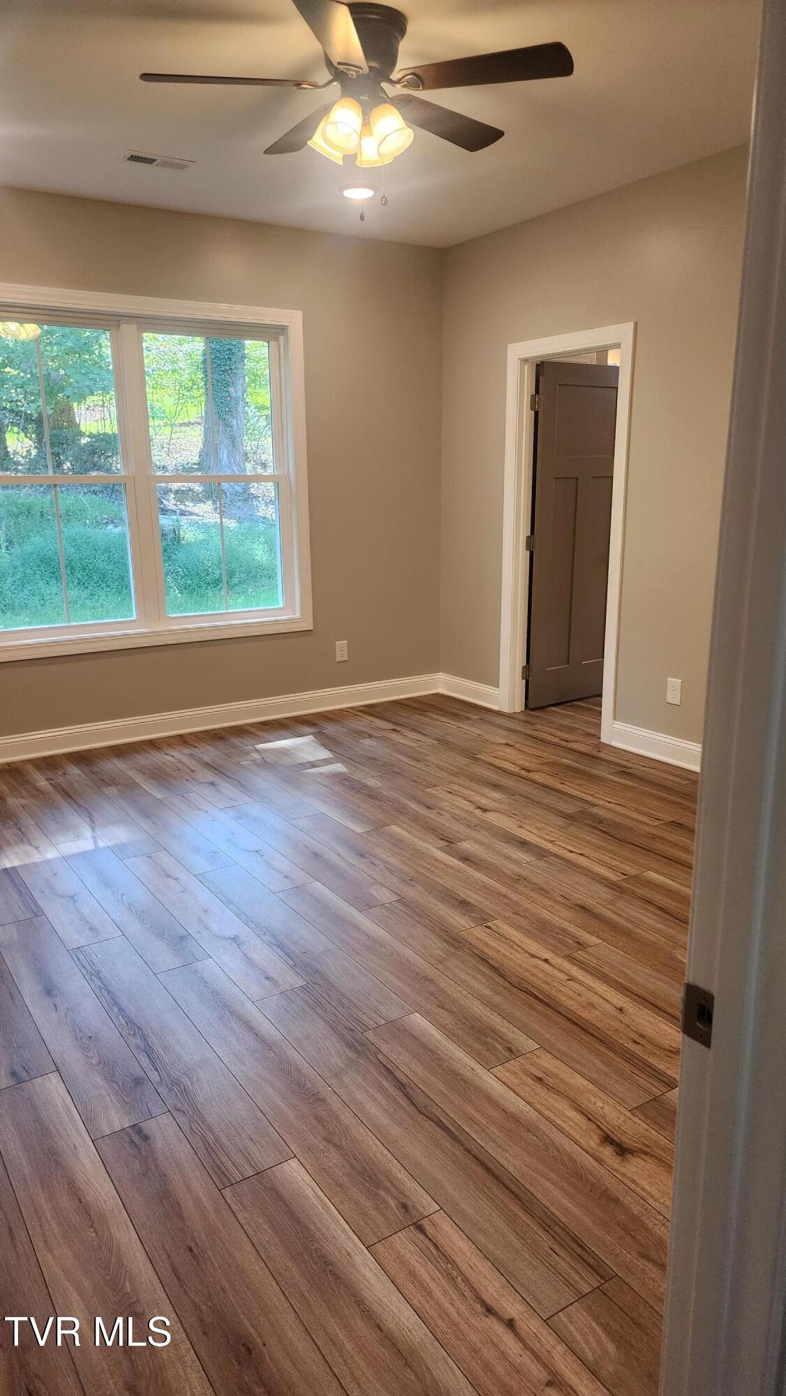 4535 Orebank Road Kingsport, TN 37664 - Photo 14 of 19 Master