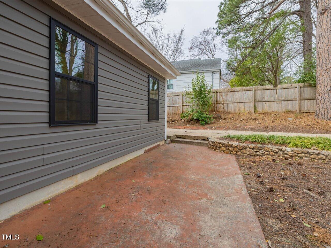 611 Dunbar Street Durham, NC 27701 - Photo 19 of 28