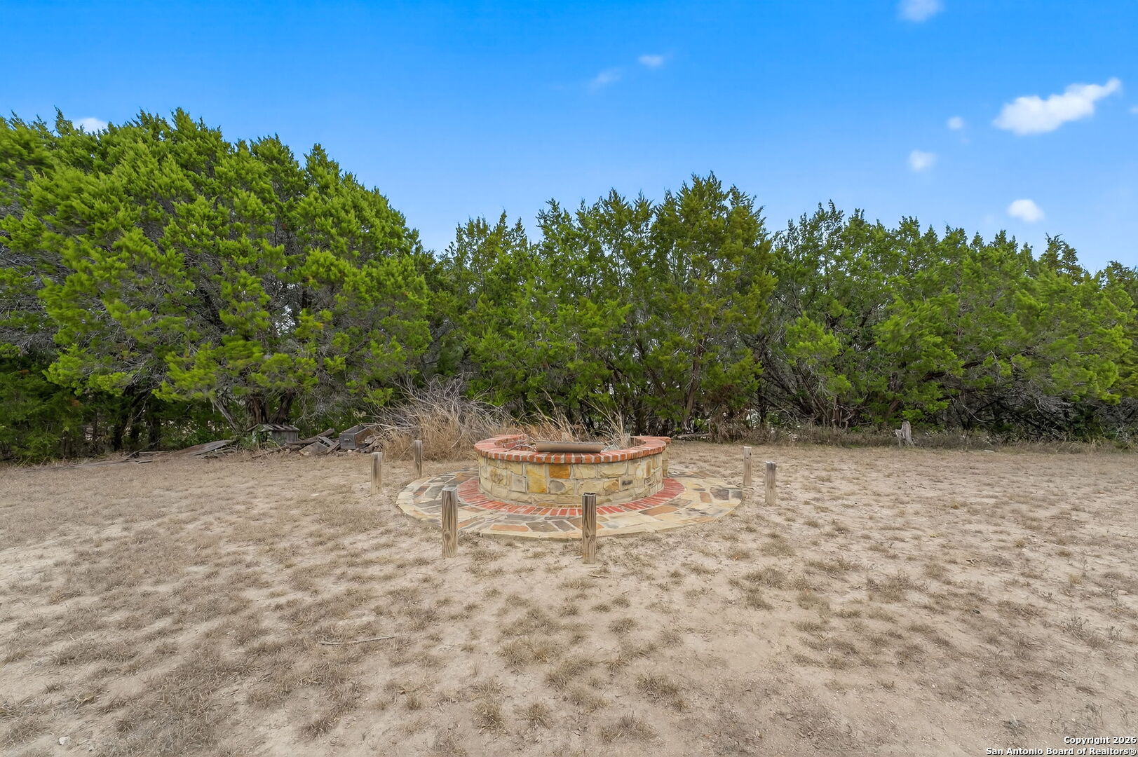 5 Cedar Ridge Road Boerne, TX 78006 - Photo 40 of 47 a view of a backyard with sitting area