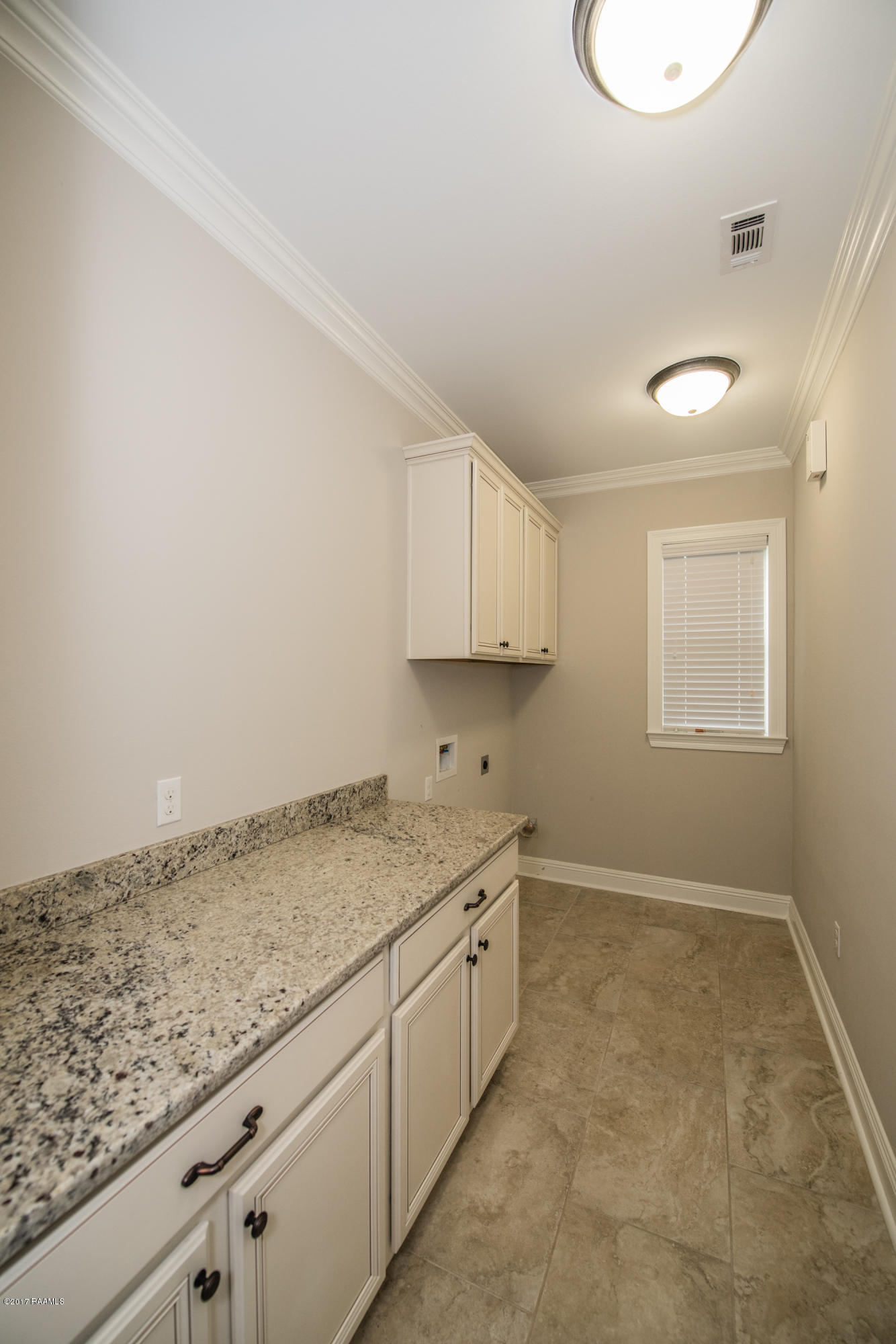 115 Chemet Road Youngsville, LA 70592 - Photo 32 of 40 DSC_8015