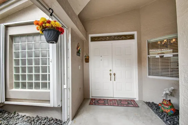 $460,000 | 9718 Harbour Lake Circle, Boynton Beach, FL 33437