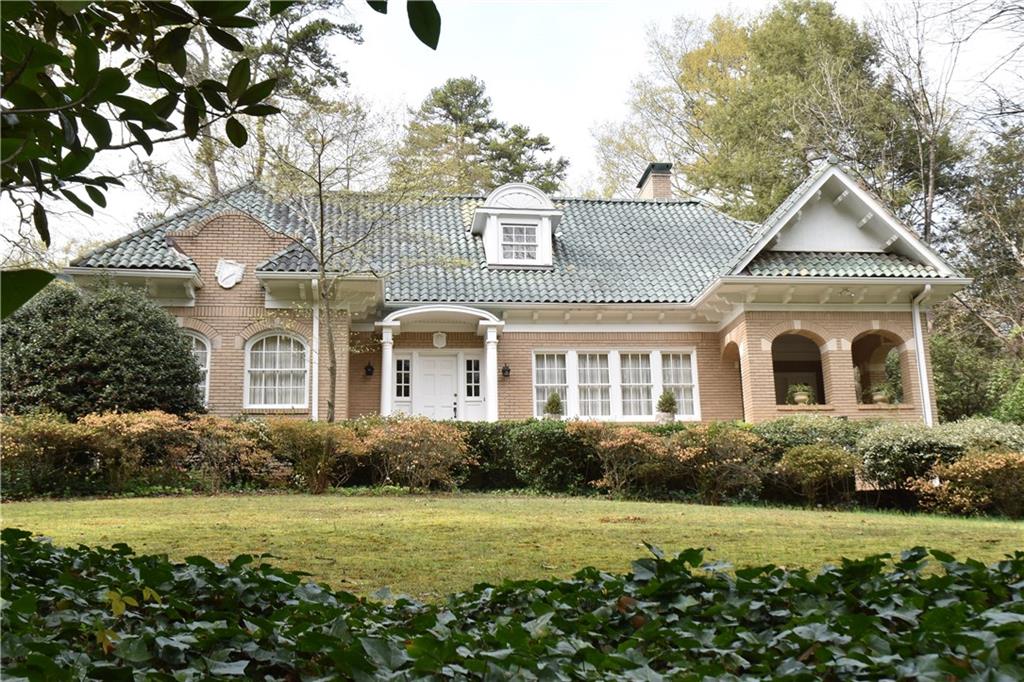 934 Lullwater Road Northeast Atlanta, GA 30307 - Photo 1 of 1 Front