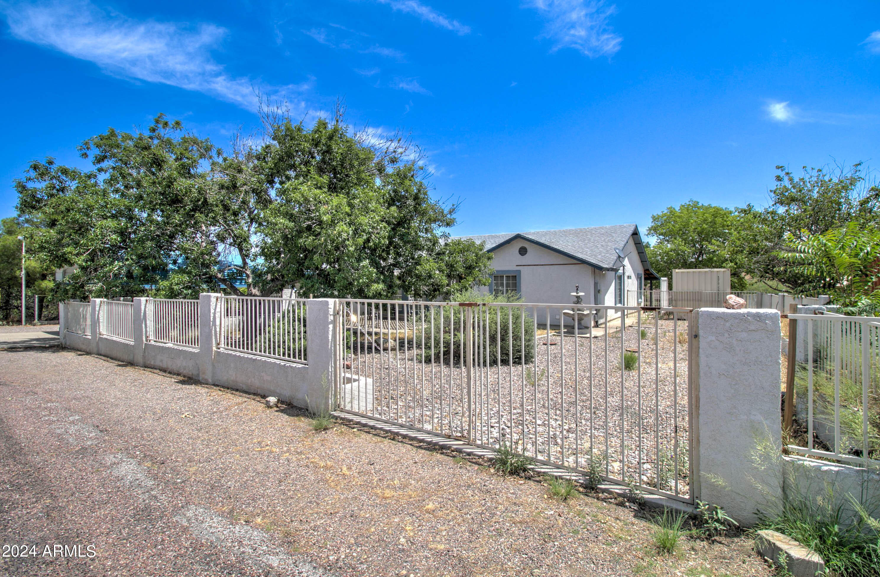 8755 South Springfield Road Globe, AZ 85501 - Photo 3 of 31 8755 S Springfield Rd-3
