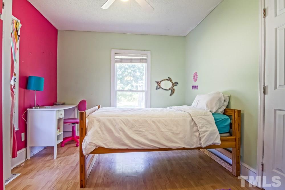 636 Wilson Jones Road Clayton, NC 27520 - Photo 11 of 17 Gallery Image 11