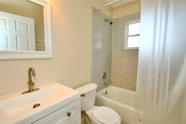 $2,150 | 240 Boca Ciega Road, Mascotte, FL 34753