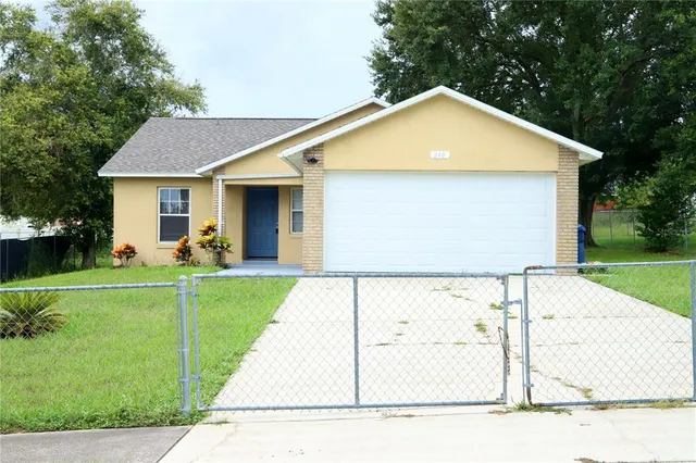 $2,150 | 240 Boca Ciega Road, Mascotte, FL 34753