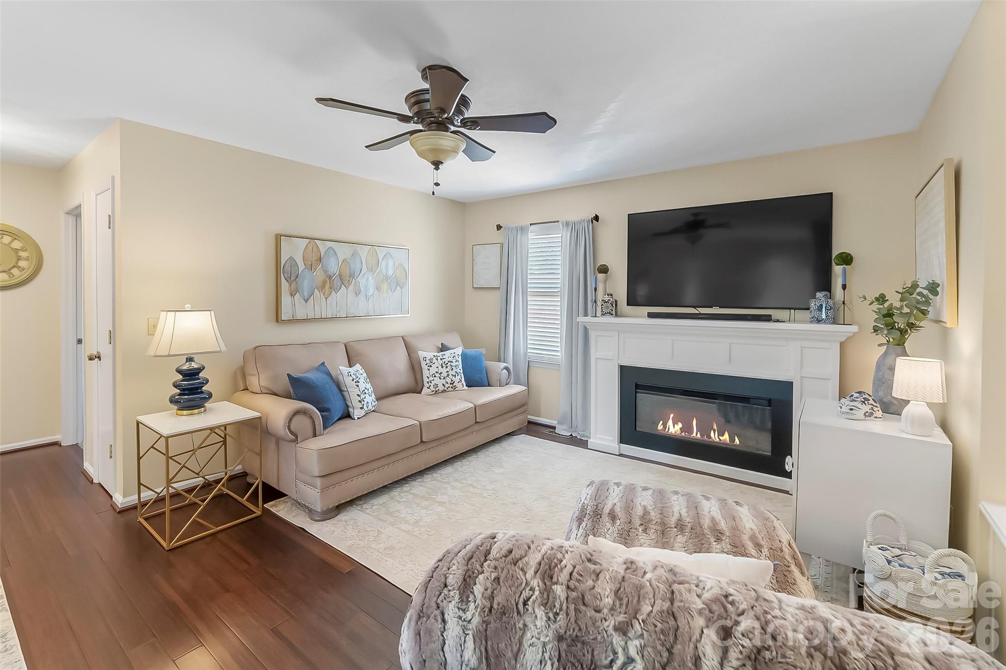 3104 Zion Church Road Hickory, NC 28602 - Photo 2 of 37