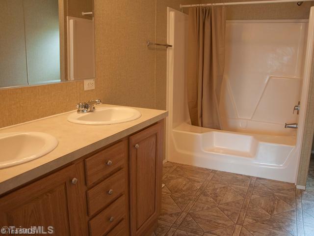 3279 South Friendship Road Germanton, NC 27019 - Photo 9 of 15 Master Bath/Spa.