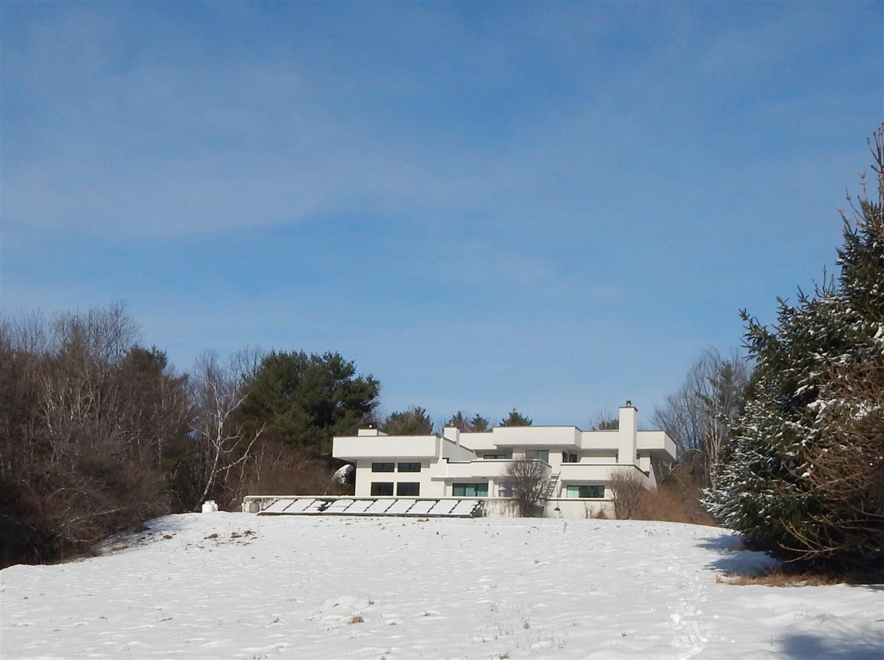 107 Trescott Road Hanover, NH 03750 - Photo 2 of 40 Gallery Image 2