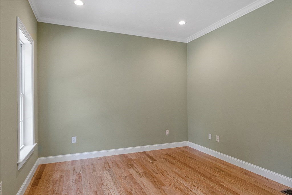 8 Robinson Road Pepperell, MA 01463 - Photo 19 of 40 Gallery Image 19