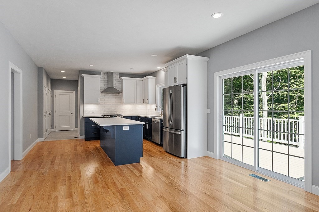 8 Robinson Road Pepperell, MA 01463 - Photo 6 of 40 Gallery Image 6