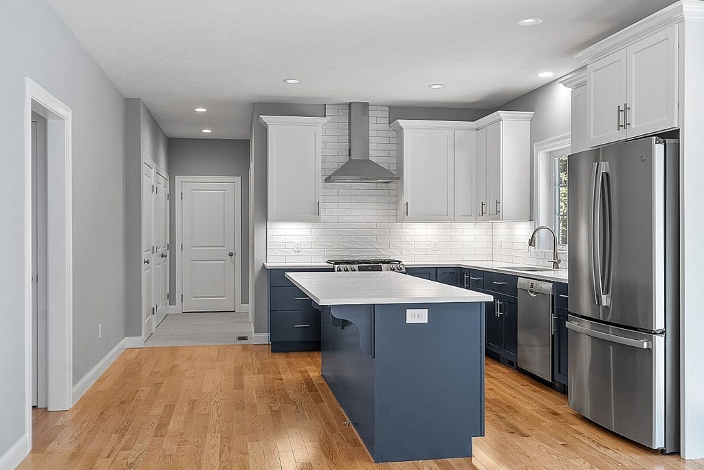 8 Robinson Road Pepperell, MA 01463 - Photo 7 of 40 Gallery Image 7