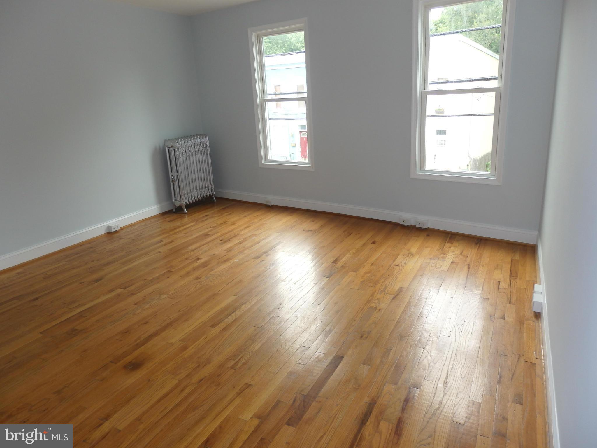 206 Center Street Frederick, MD 21701 - Photo 12 of 30 Bedroom (Master)