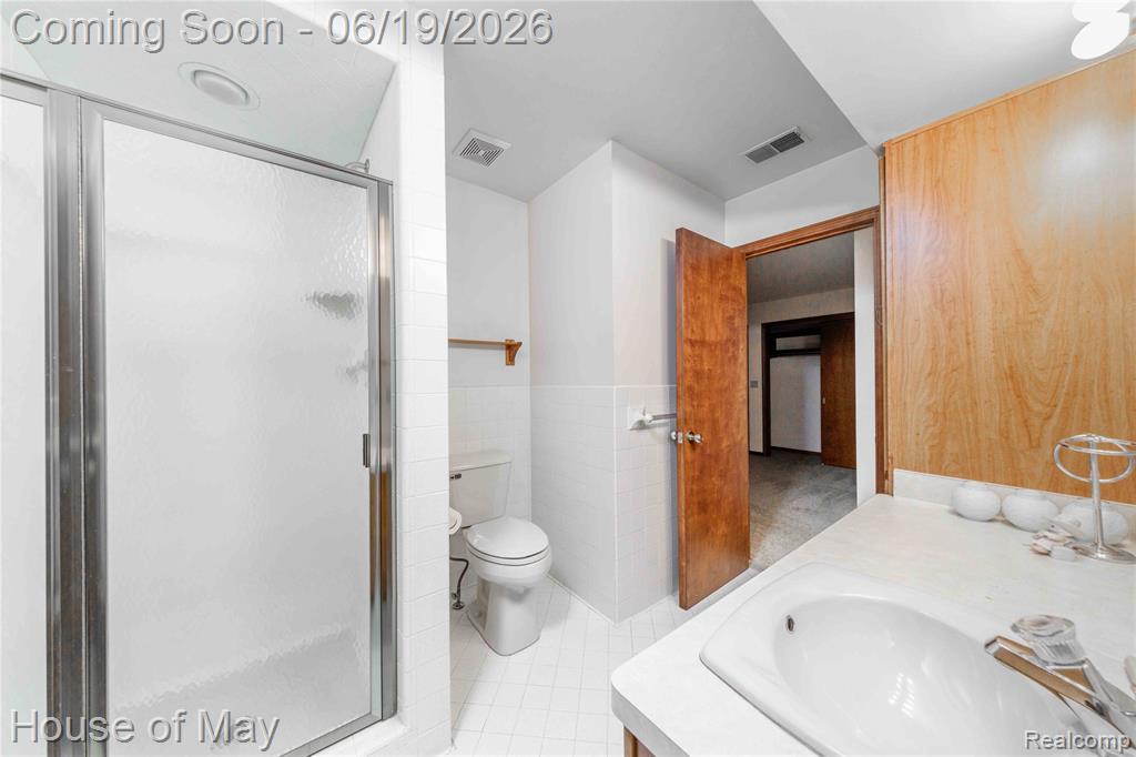 12080 Belleville Road Belleville, MI 48111 - Photo 13 of 19