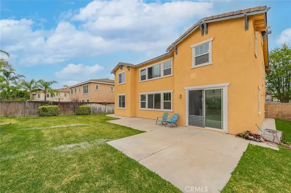 $978,000 | 13827 Buckhart Street, Eastvale, CA 92880