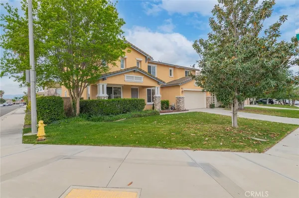 $978,000 | 13827 Buckhart Street, Eastvale, CA 92880