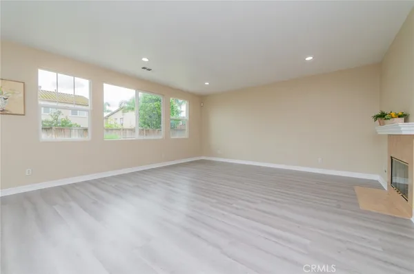 $978,000 | 13827 Buckhart Street, Eastvale, CA 92880