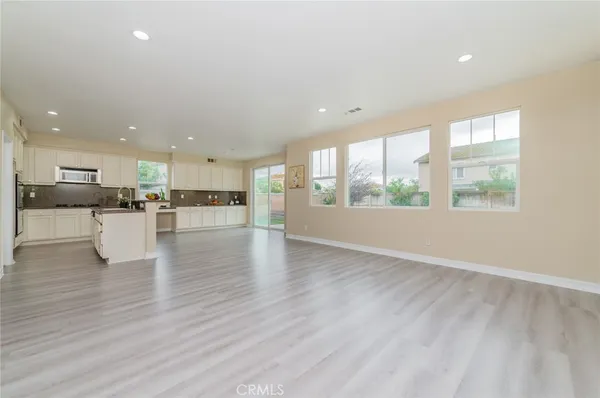 $978,000 | 13827 Buckhart Street, Eastvale, CA 92880