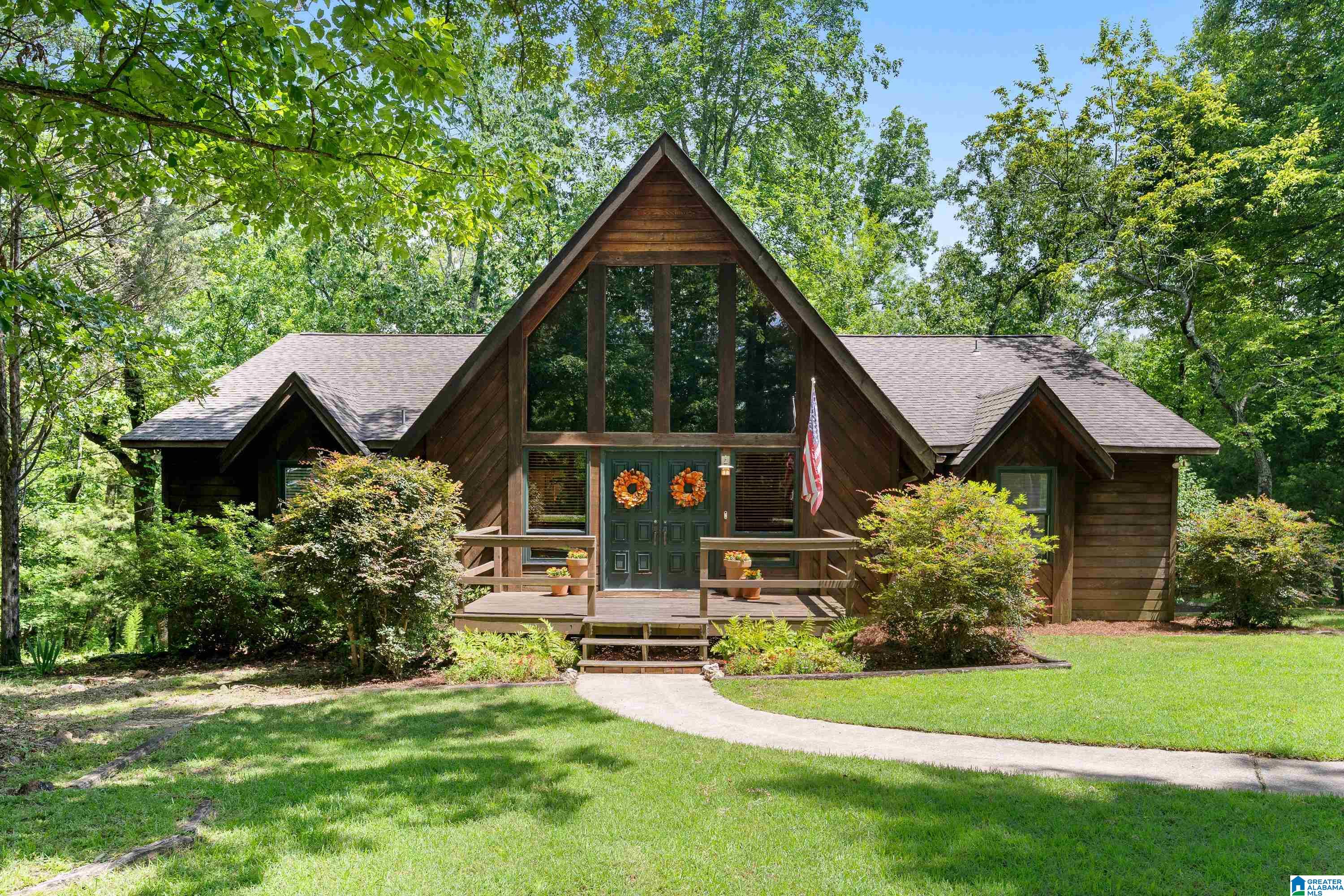 1116 Ridge Drive Pelham, AL 35124 - Photo 1 of 49