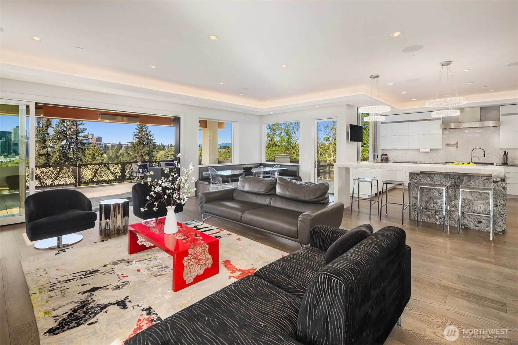 209 Northside Road Bellevue, WA 98004 - Photo 12 of 40