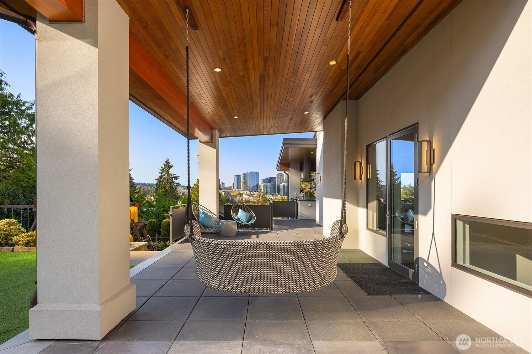 209 Northside Road Bellevue, WA 98004 - Photo 35 of 40