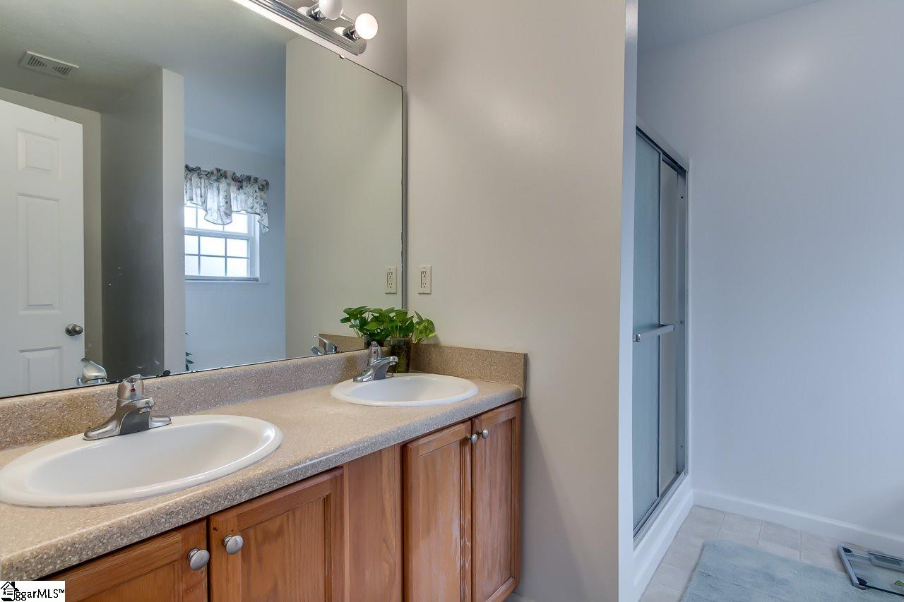 121 Radcliff Way Anderson, SC 29621 - Photo 12 of 22 Gallery Image 12