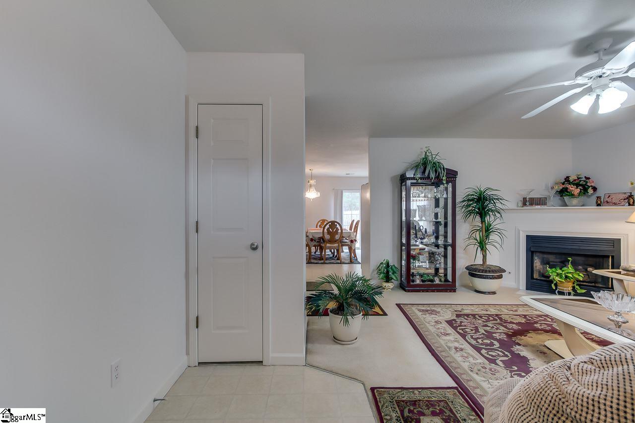 121 Radcliff Way Anderson, SC 29621 - Photo 5 of 22 Gallery Image 5