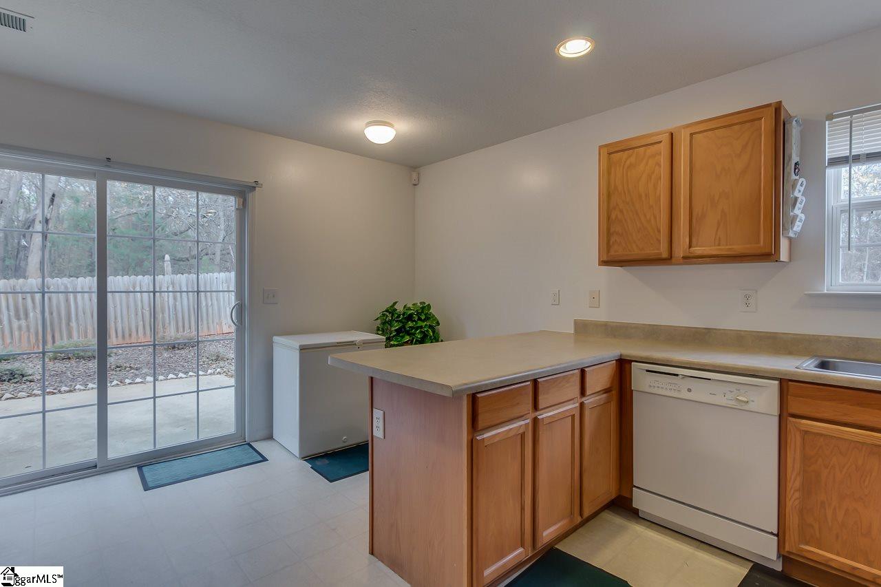 121 Radcliff Way Anderson, SC 29621 - Photo 10 of 22 Gallery Image 10