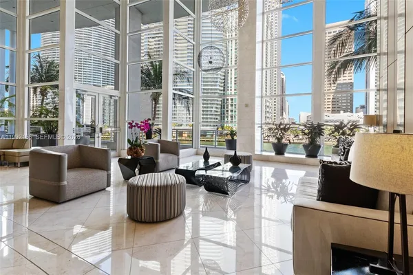 $6,050 | 901 Brickell Key Boulevard, Unit 1609, Miami, FL 33131