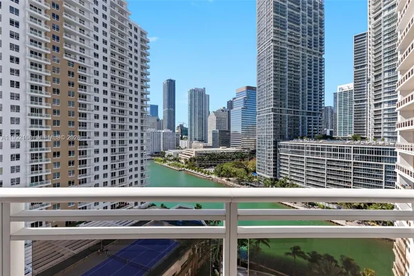 $6,050 | 901 Brickell Key Boulevard, Unit 1609, Miami, FL 33131