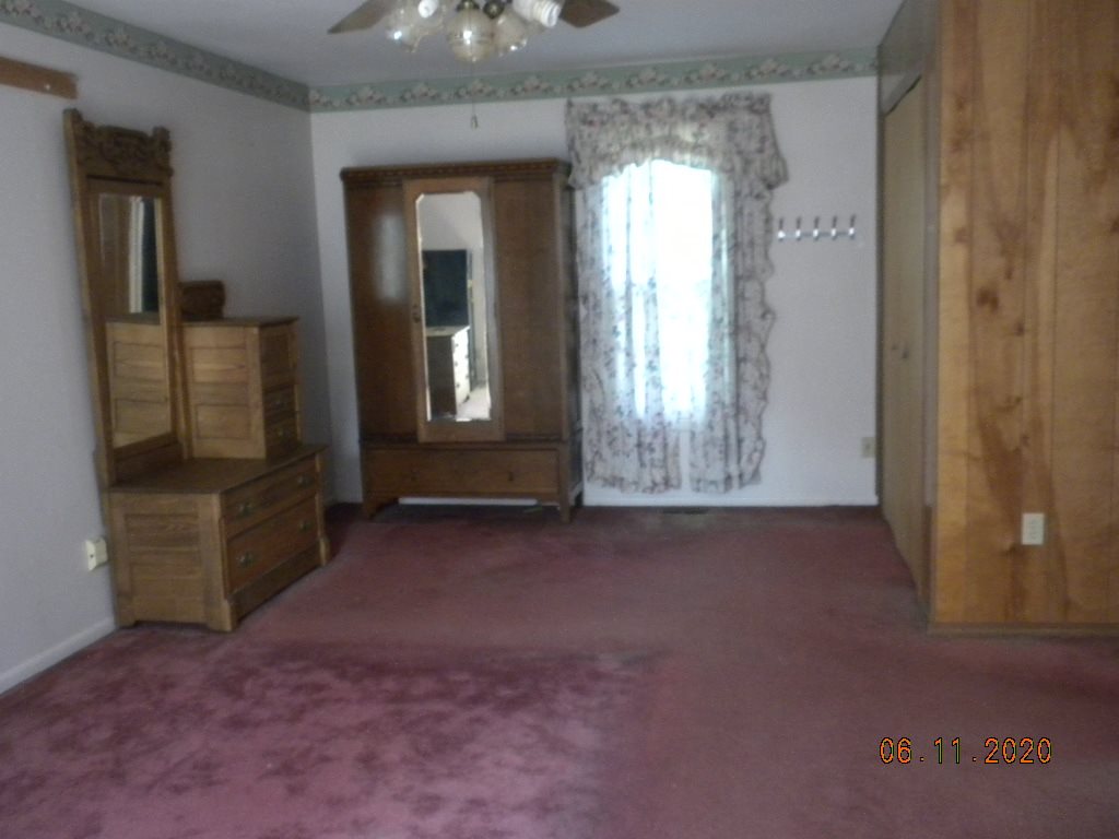 10083 Oak Road Millington, MI 48746 - Photo 6 of 20 50013949-5.JPG