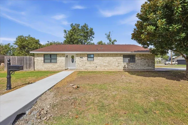 $315,000 | 2302 9th Street, Port Neches, TX 77651