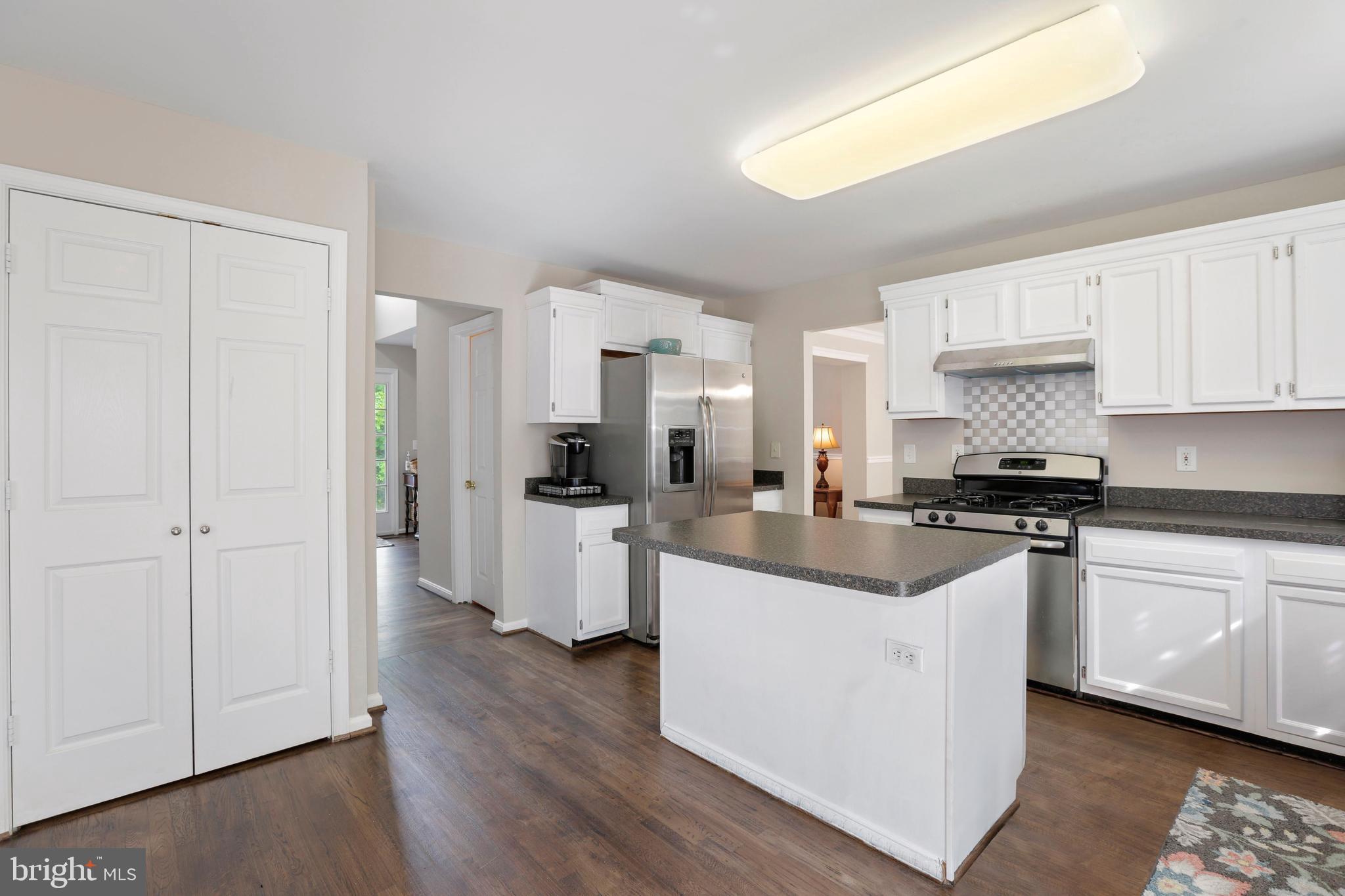 9252 Cartersville Road Columbia, MD 21046 - Photo 14 of 36 Eat-In Kitchen | Center Island