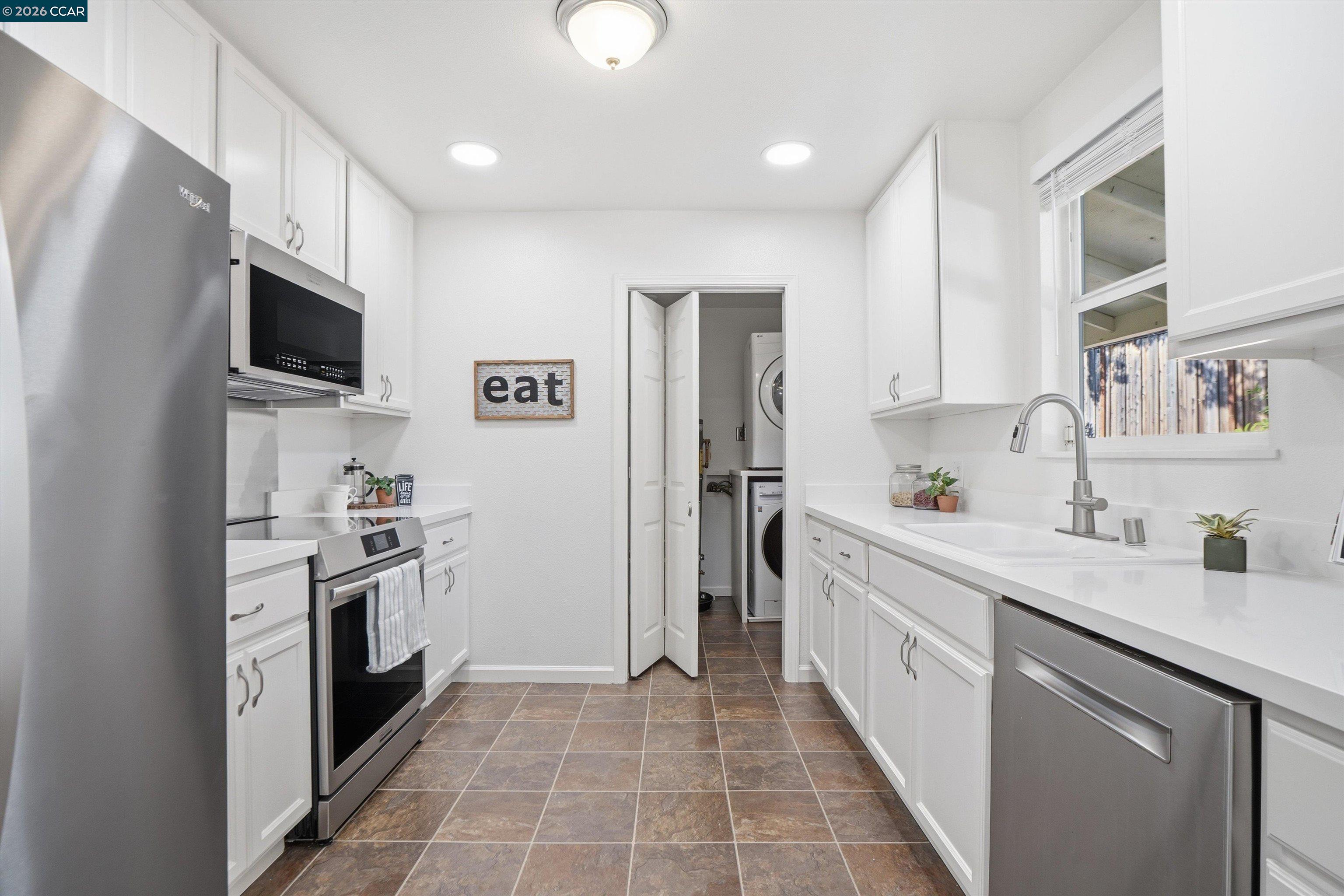 134 High Street Pacheco, CA 94553 - Photo 7 of 34