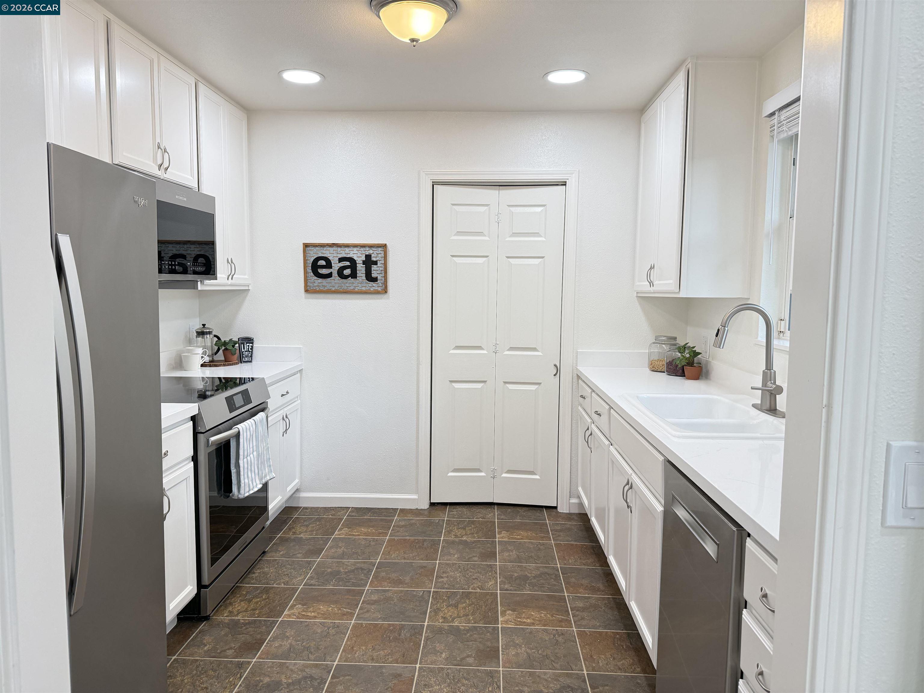 134 High Street Martinez, CA 94553 - Photo 7 of 16