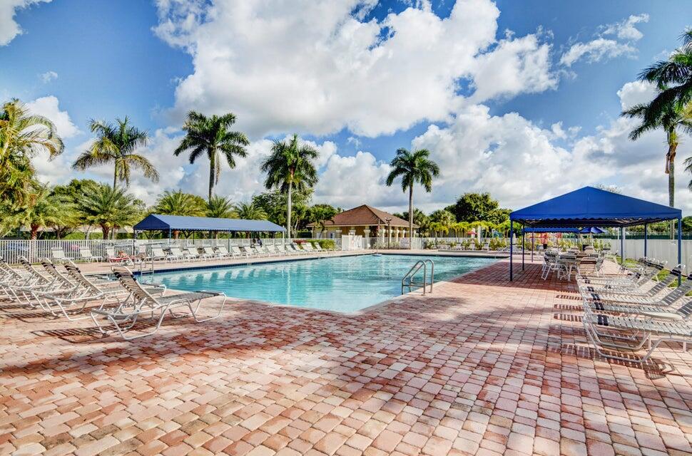 18970 Cloud Lake Circle Boca Raton, FL 33496 - Photo 16 of 20 pool deck