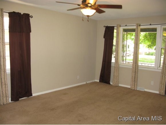 2432 South 4th Street Springfield, IL 62703 - Photo 3 of 14