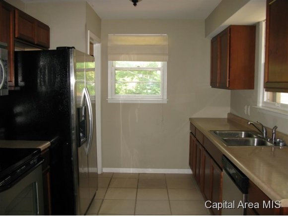 2432 South 4th Street Springfield, IL 62703 - Photo 4 of 14