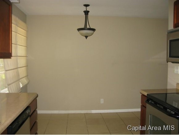 2432 South 4th Street Springfield, IL 62703 - Photo 6 of 14