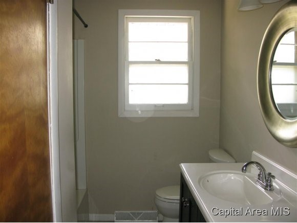 2432 South 4th Street Springfield, IL 62703 - Photo 8 of 14