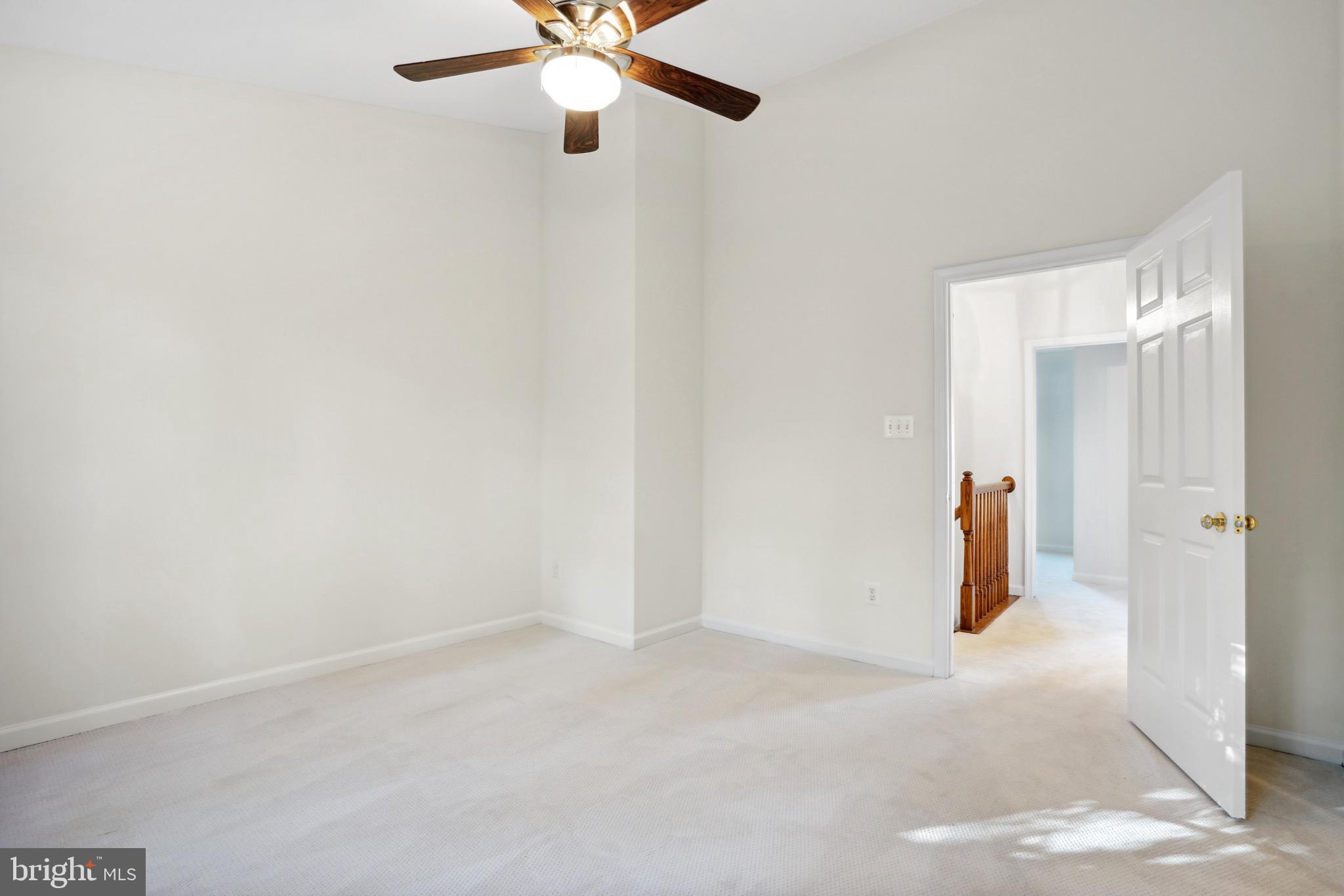 7728 Effingham Square Alexandria, VA 22315 - Photo 15 of 34 Master Bedroom Suite