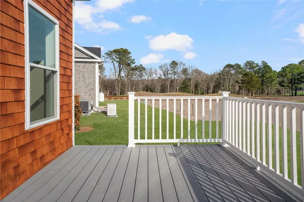 $899,000 | 19 Caddy's Boulevard, South Kingstown, RI 02879