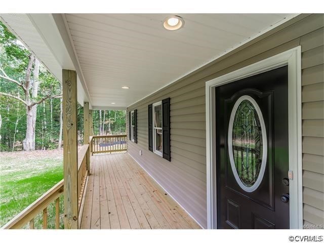 8670 Rock Cedar Road New Kent, VA 23124 - Photo 8 of 22 Gallery Image 8